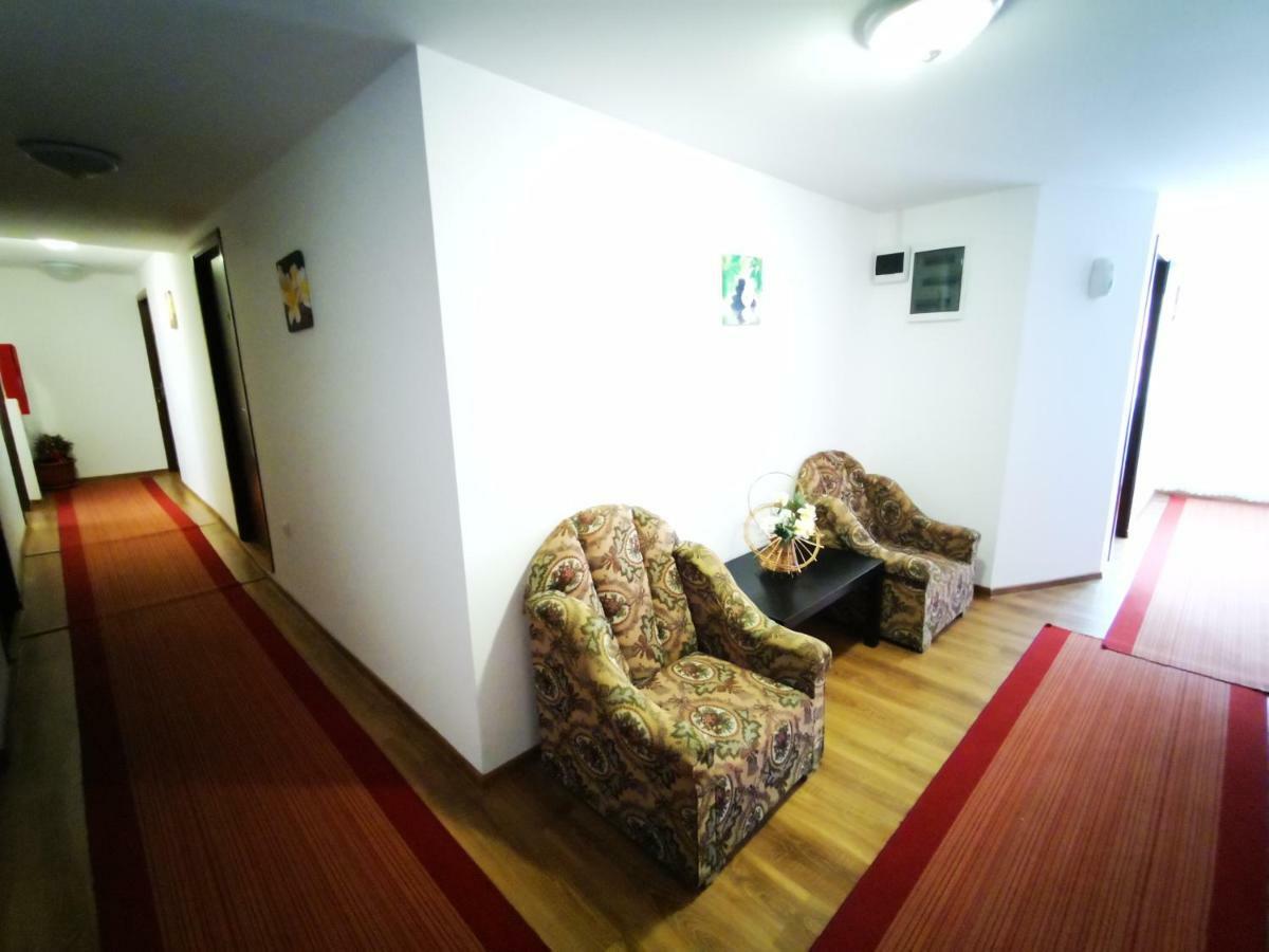Pensiunea La Ionica Dîmbovicioara Exteriér fotografie
